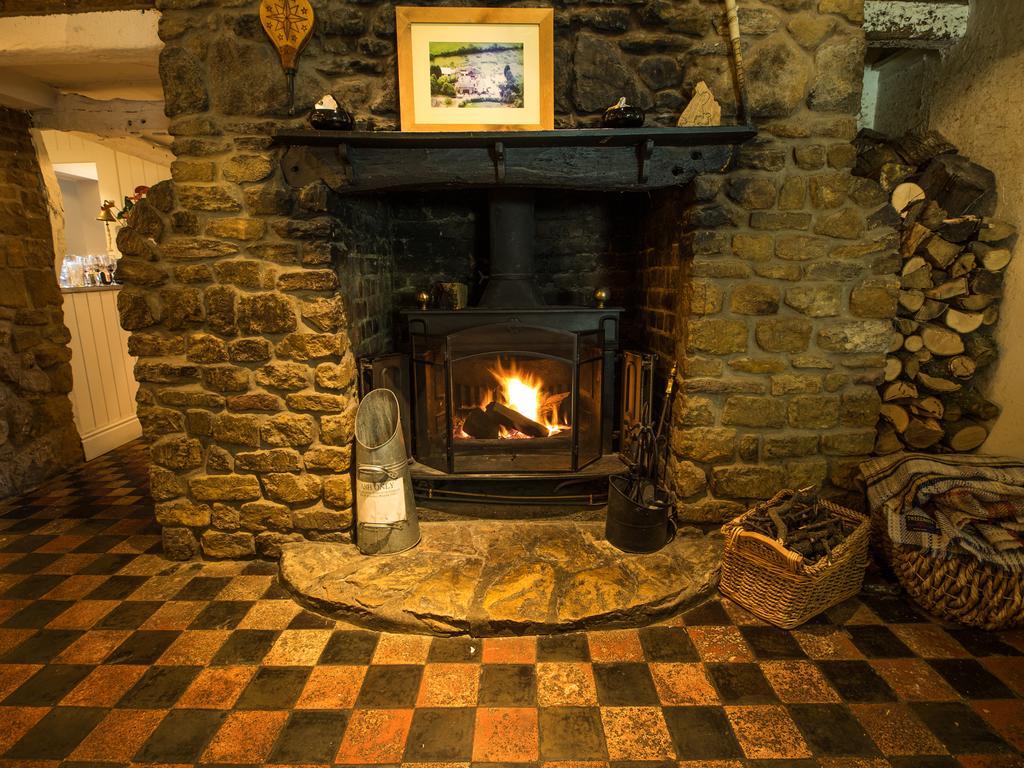 The Olde Coach House Inn Ashby Saint Ledgers Exteriér fotografie