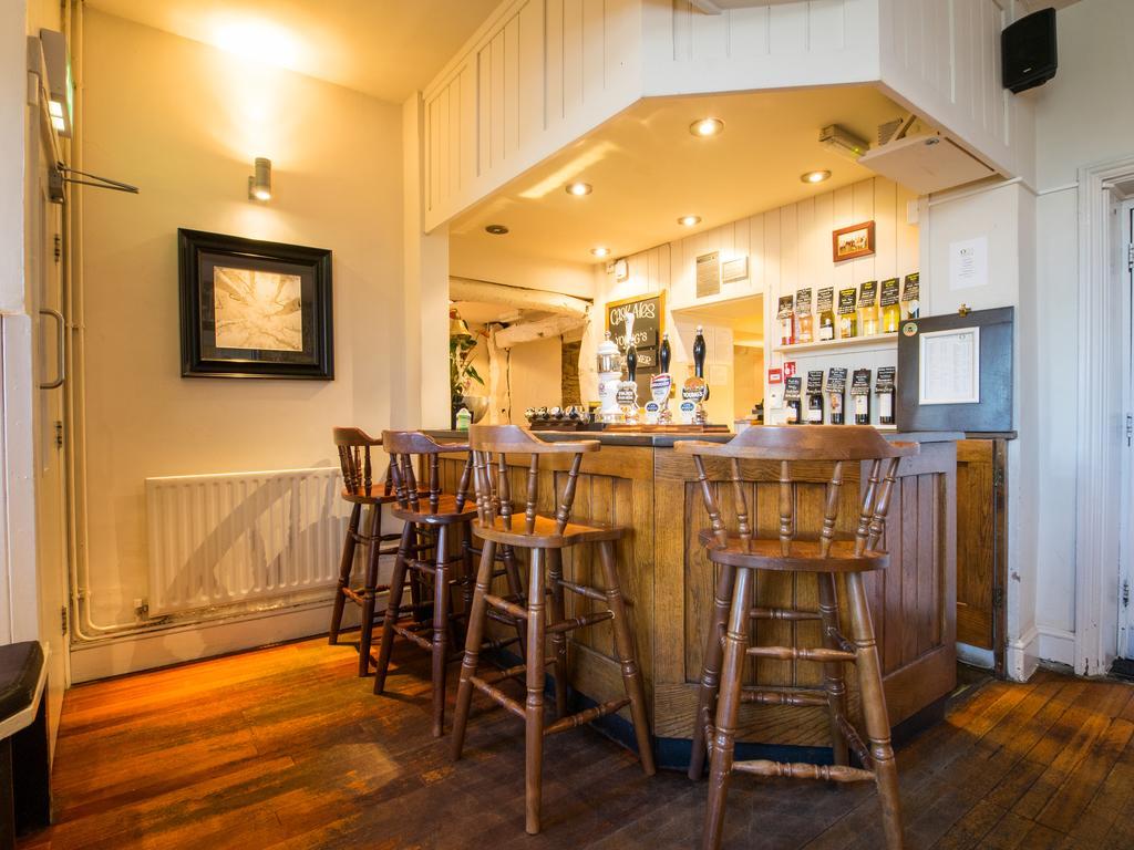 The Olde Coach House Inn Ashby Saint Ledgers Exteriér fotografie